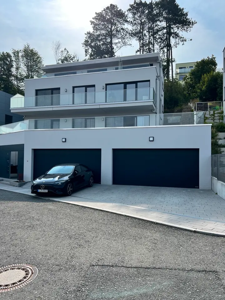 4 Zimmer Wohnung mit 180 m² in Jena – Bild 2
