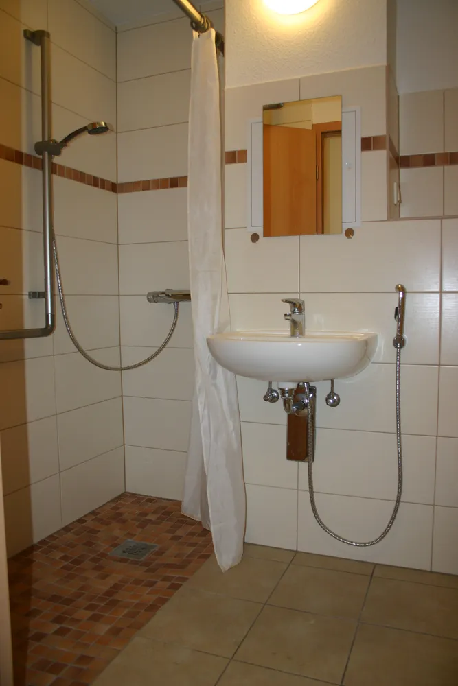 3 room apartment with 70 m² in Zeitz – Photo 3