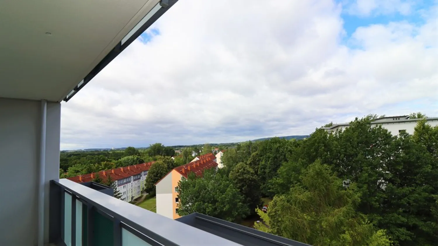 3 room apartment with 72 m² in Chemnitz – Photo 1