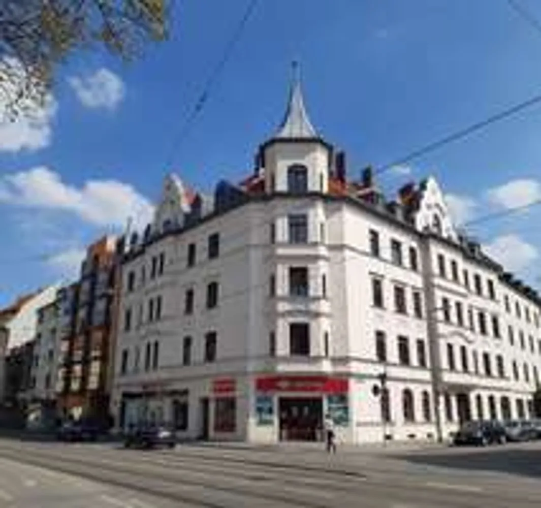 3 Zimmer Wohnung mit 85 m² in München – Bild 2
