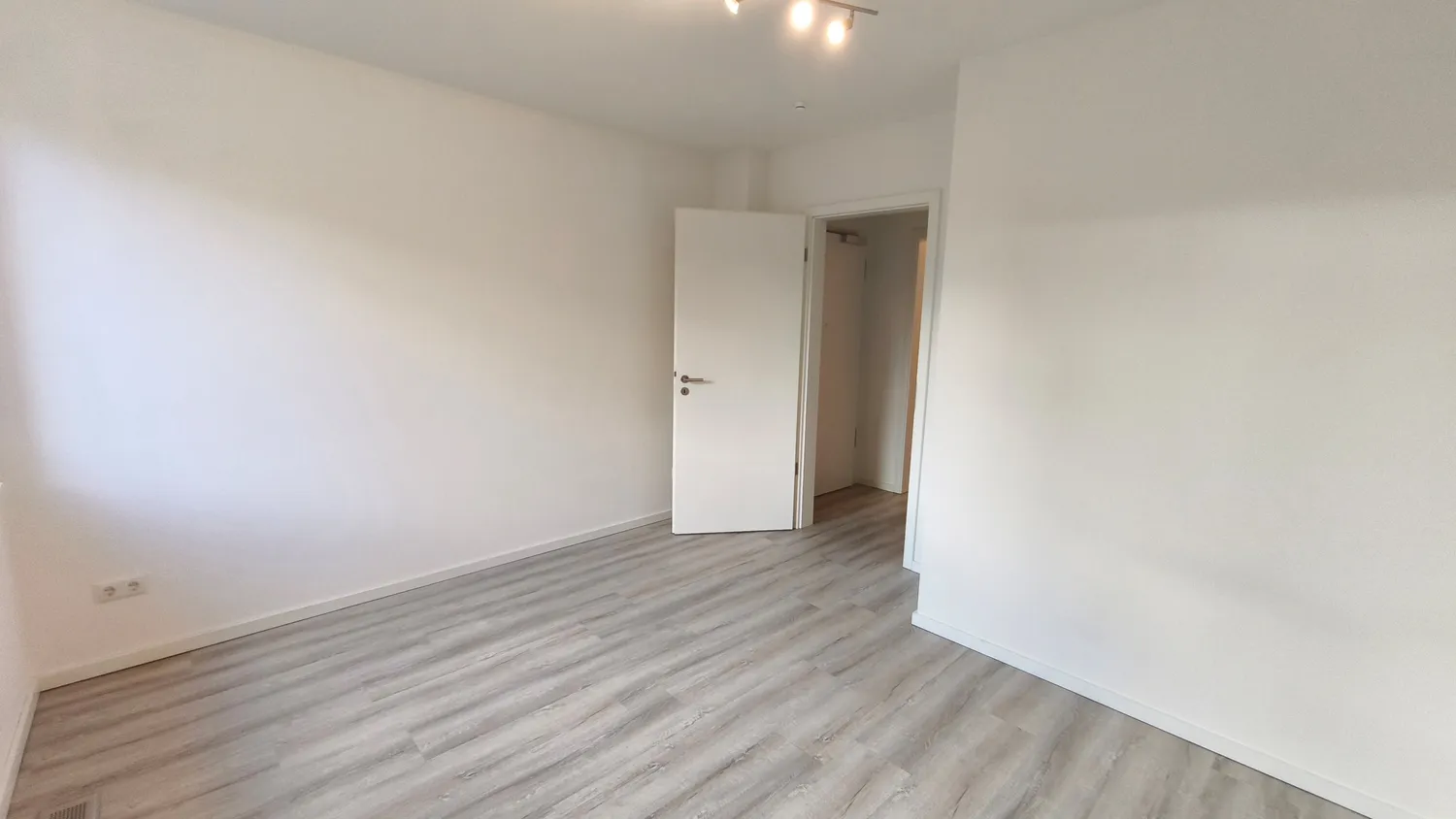 2 room apartment with 61 m² in Pinneberg – Photo 5