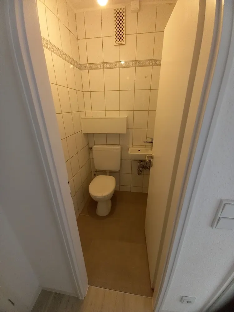 4 Zimmer Wohnung mit 80 m² in Düsseldorf – Bild 4