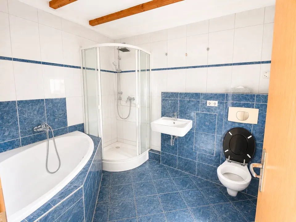 3 Zimmer Wohnung mit 92 m² in Halle (Saale) – Bild 4