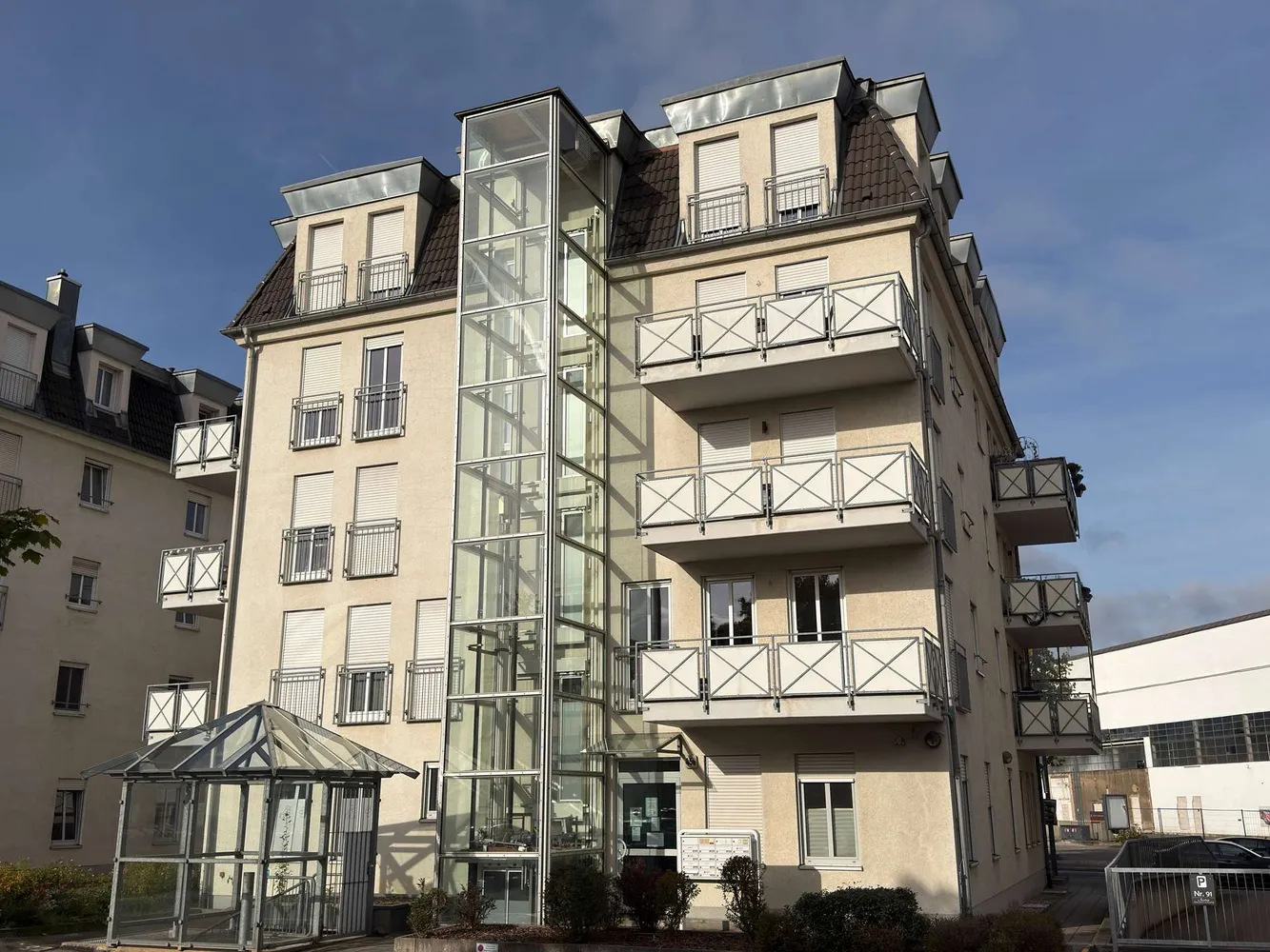 2 room apartment with 65 m² in Dresden – Photo 2