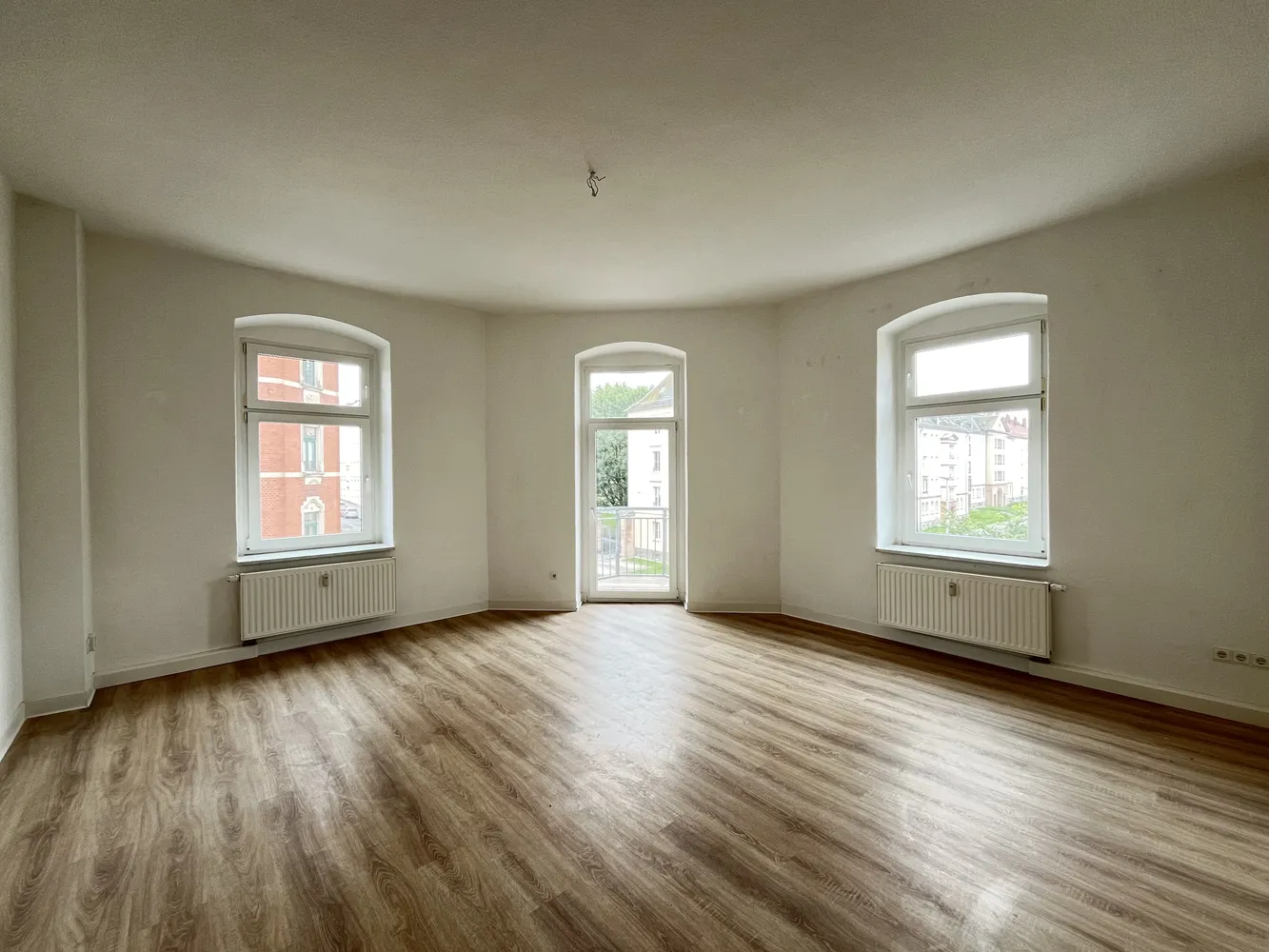 2 Zimmer Wohnung mit 65 m² in Chemnitz – Bild 1