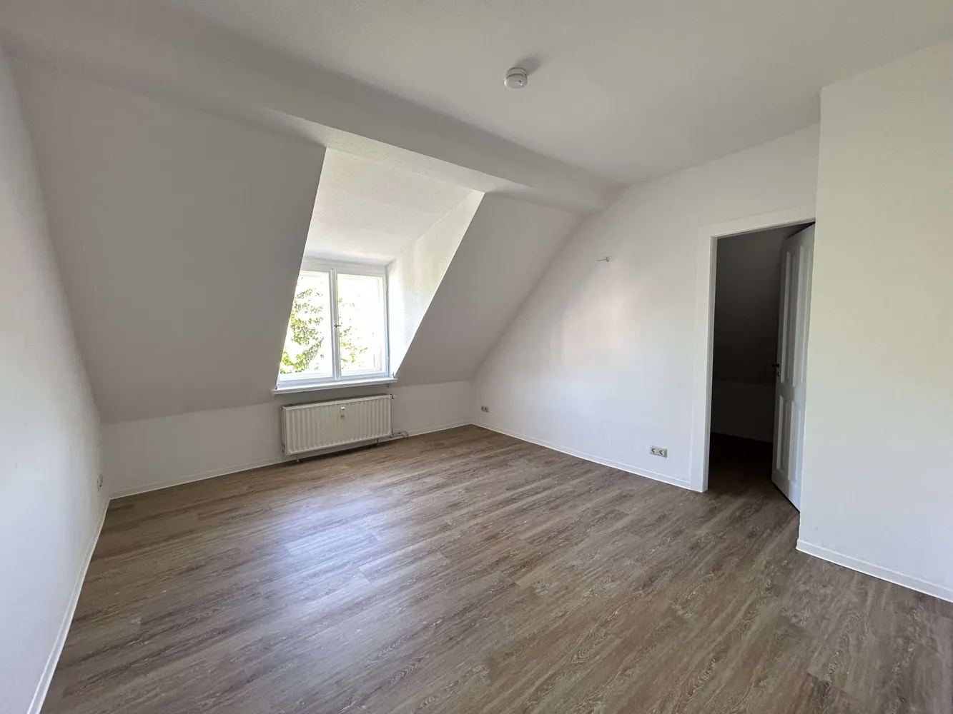 2 Zimmer Wohnung mit 85 m² in Leipzig – Bild 2