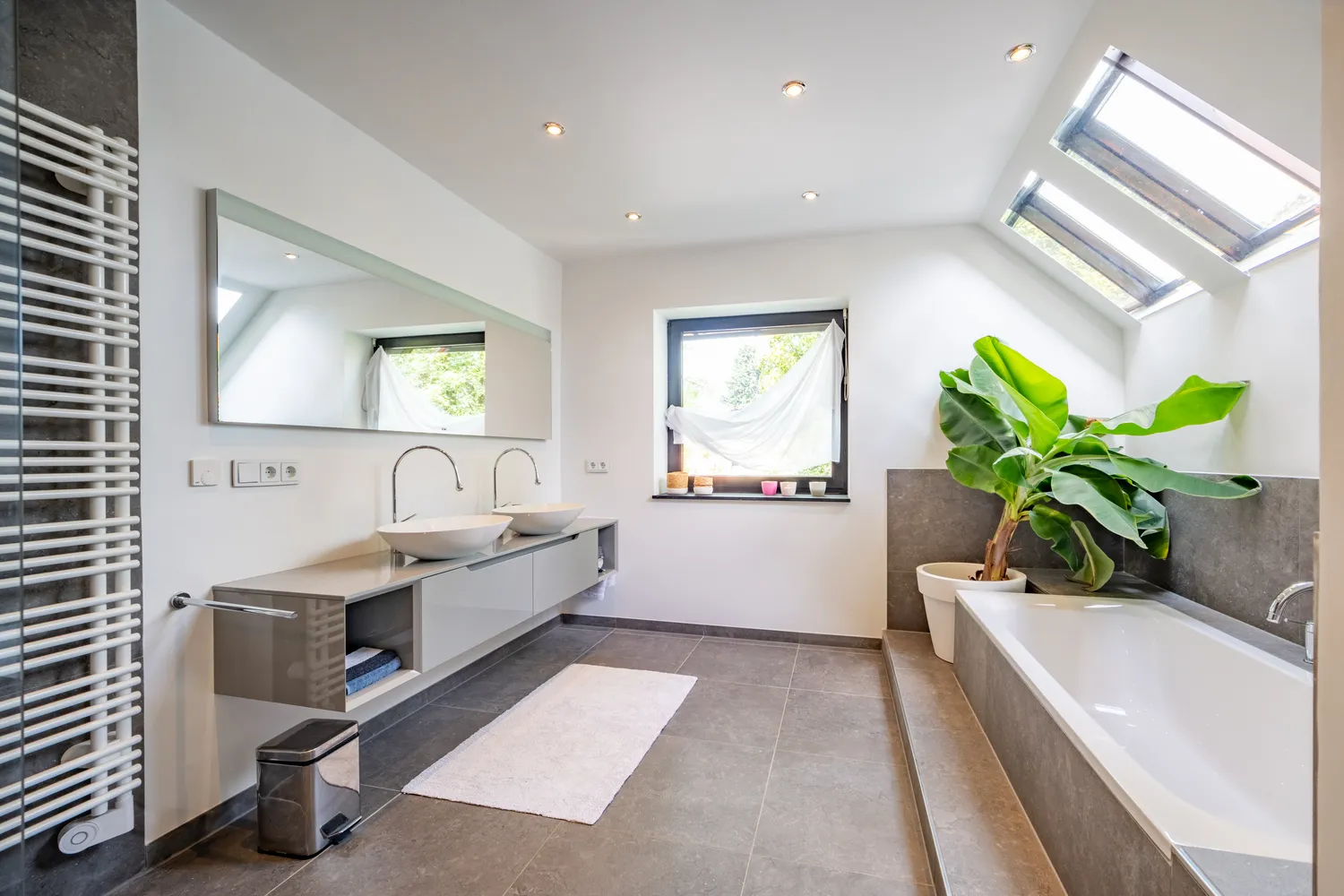 4 Zimmer Wohnung mit 192 m² in München – Bild 7
