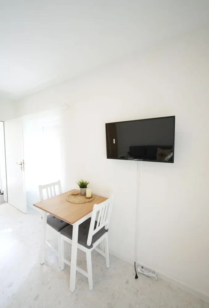 1 Zimmer Wohnung mit 28 m² in Augsburg – Bild 8