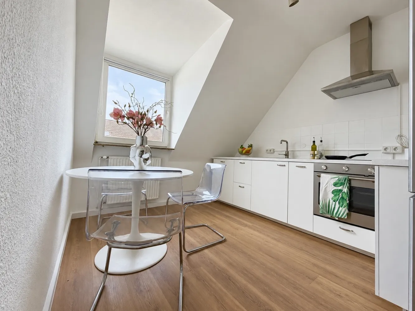 1 Zimmer Wohnung mit 25 m² in Köln – Bild 8