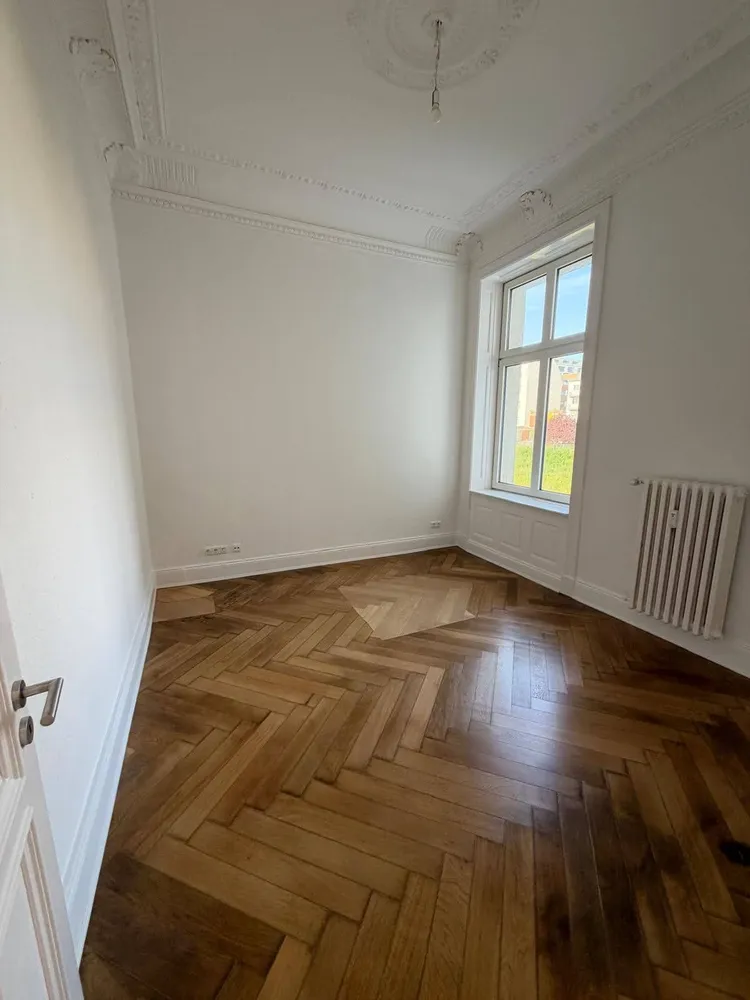 6 Zimmer Wohnung mit 123 m² in Hamburg – Bild 7