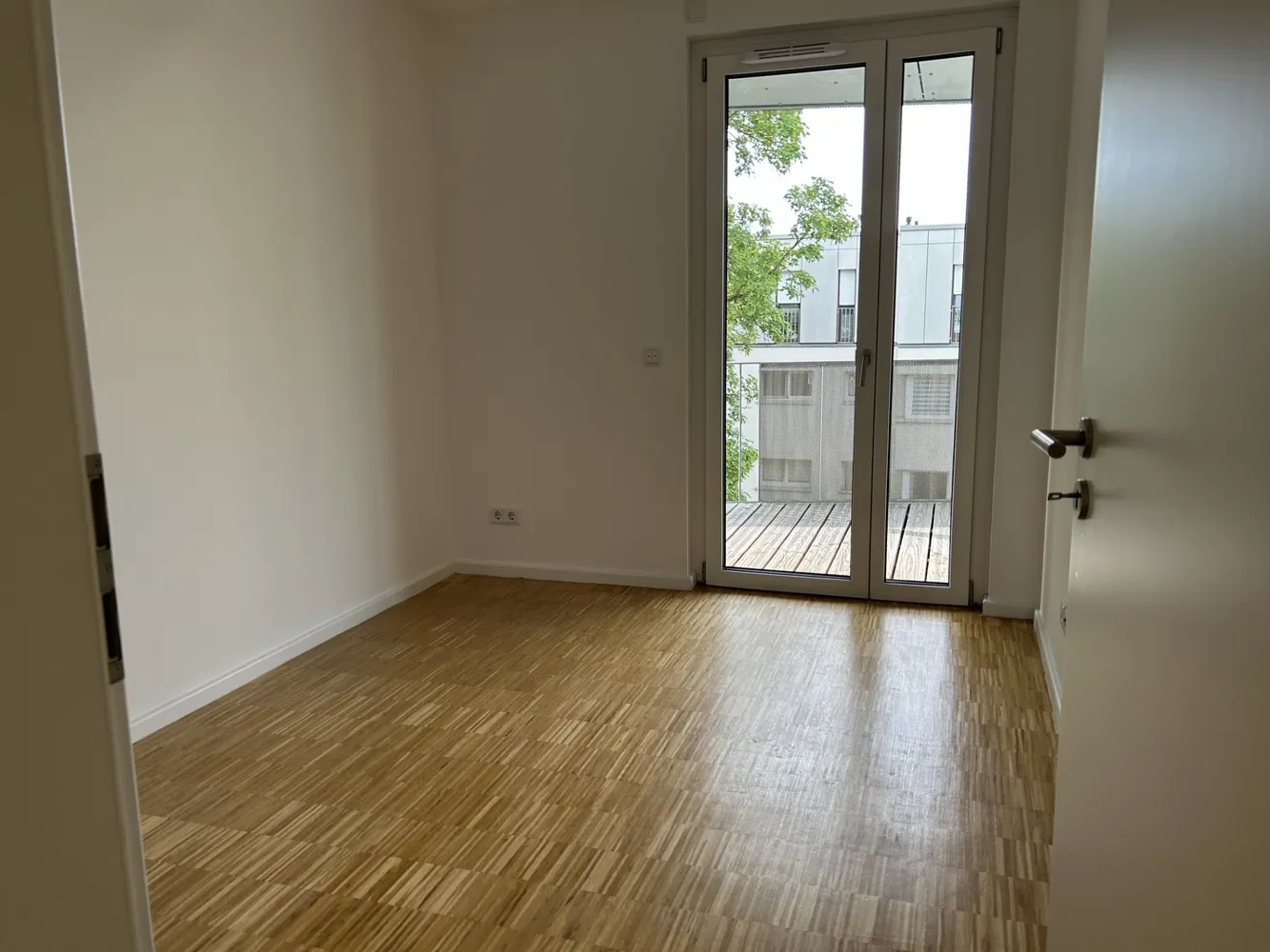 4 Zimmer Wohnung mit 99 m² in München – Bild 9