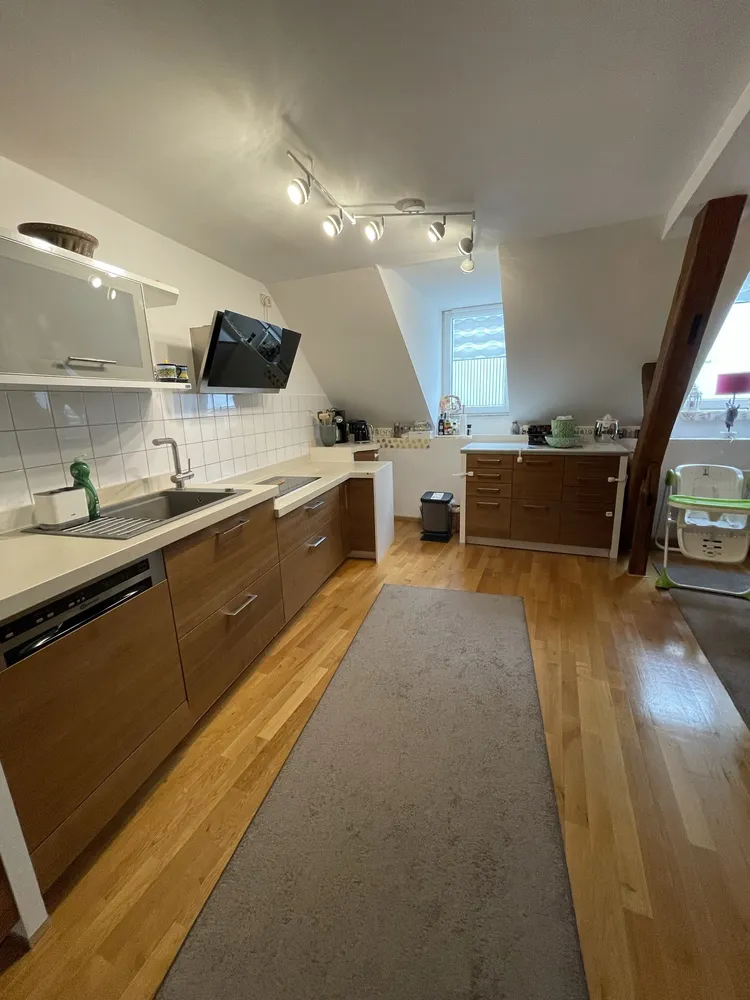 4 Zimmer Wohnung mit 115 m² in Wiesbaden – Bild 4