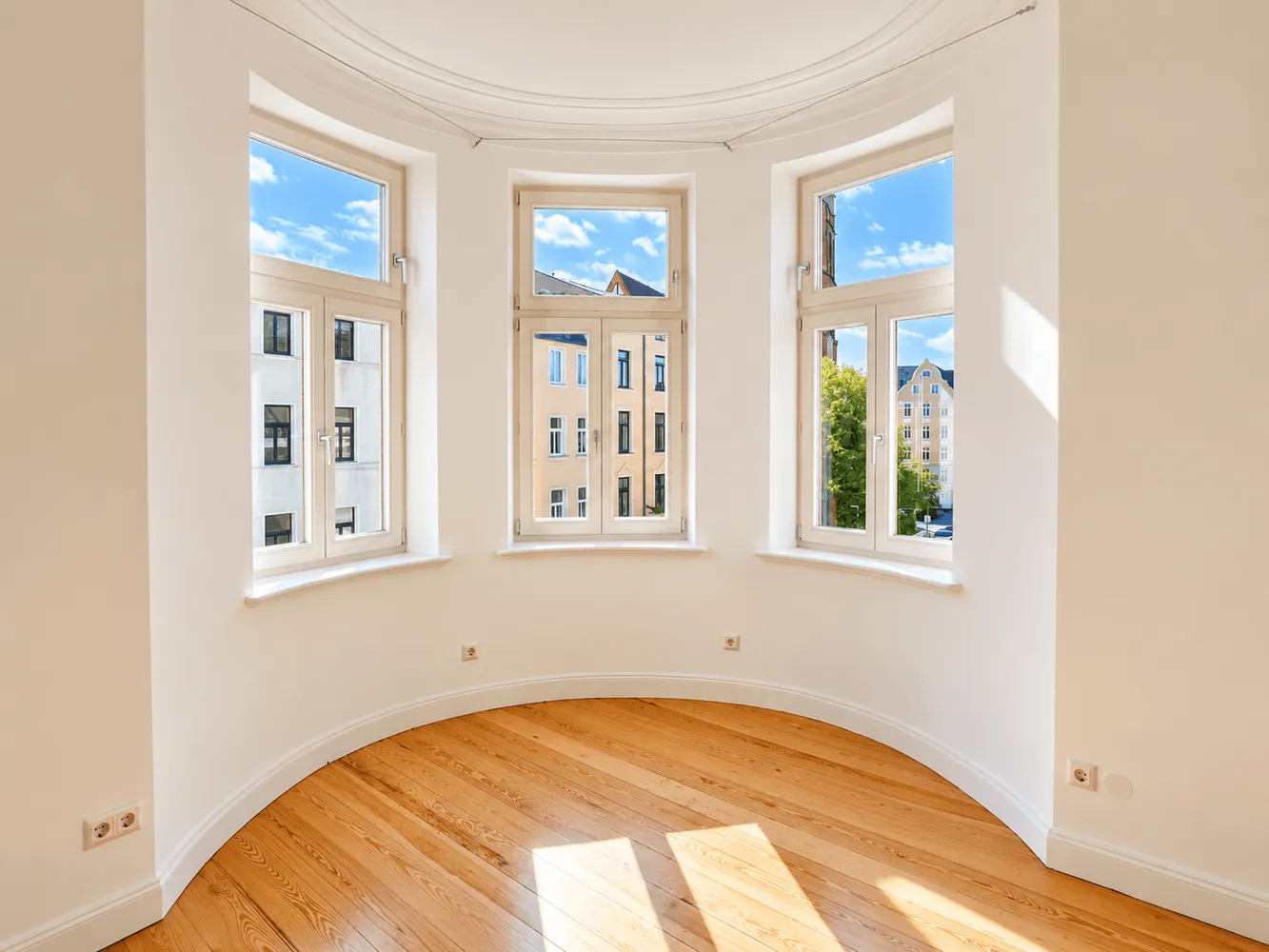 3 Zimmer Wohnung mit 98 m² in Rostock – Bild 2