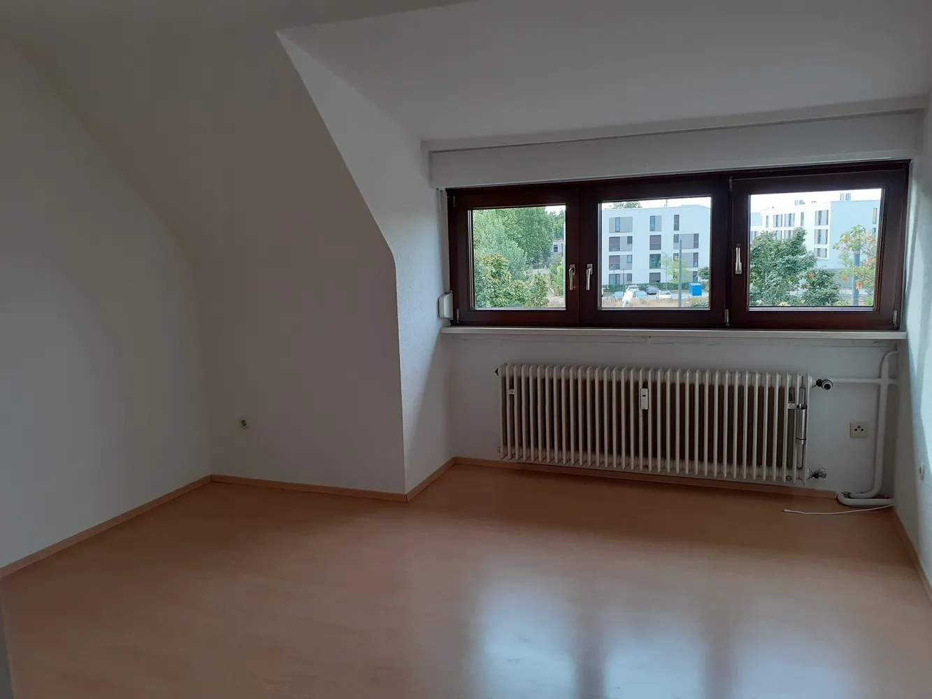 4 Zimmer Wohnung mit 77 m² in Karlsruhe – Bild 6