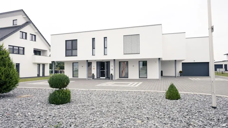 5 Zimmer Wohnung mit 238 m² in Minden – Bild 3