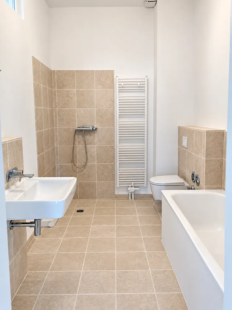 5 Zimmer Wohnung mit 139 m² in Düsseldorf – Bild 4