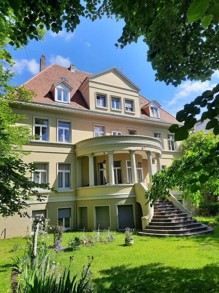 3 Zimmer Wohnung mit 98 m² in Karlsruhe – Bild 1