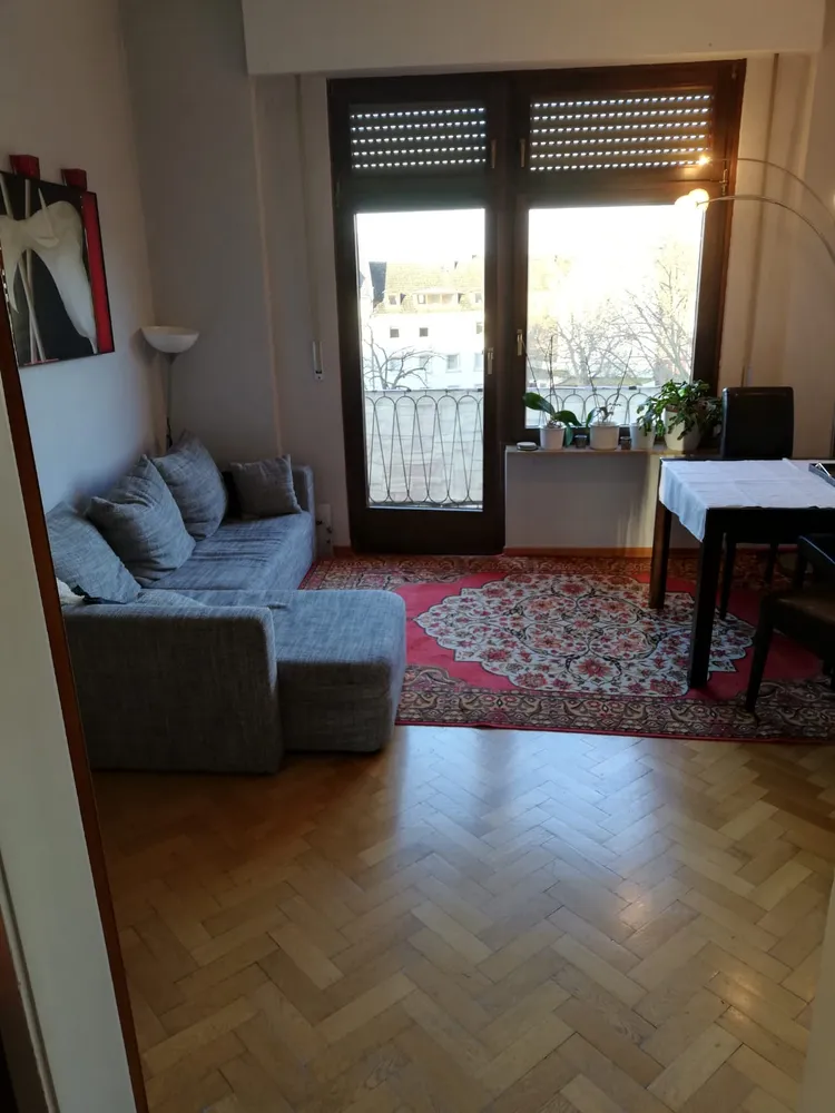 2 Zimmer Wohnung mit 44 m² in Wiesbaden – Bild 2