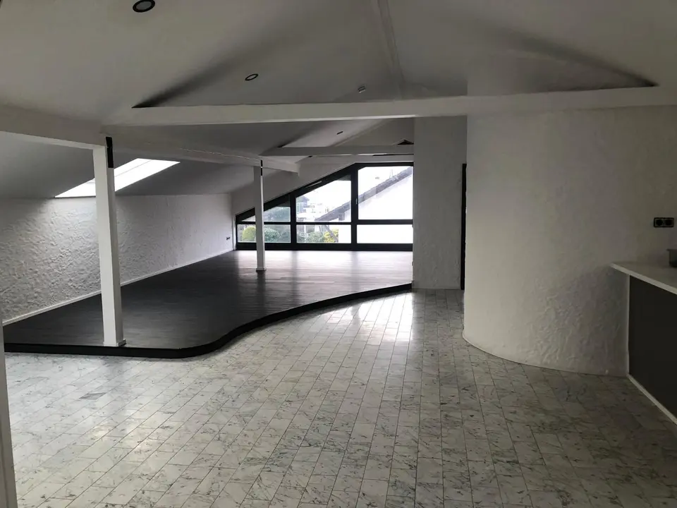 3 Zimmer Wohnung mit 147 m² in Ingolstadt – Bild 1
