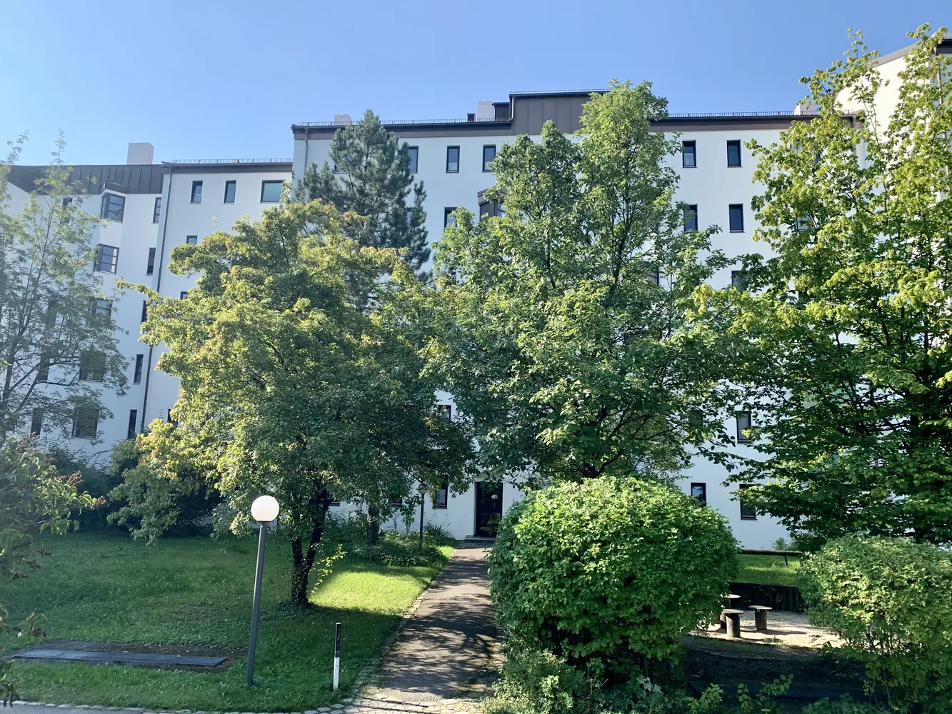 2 Zimmer Wohnung mit 65 m² in München – Bild 1