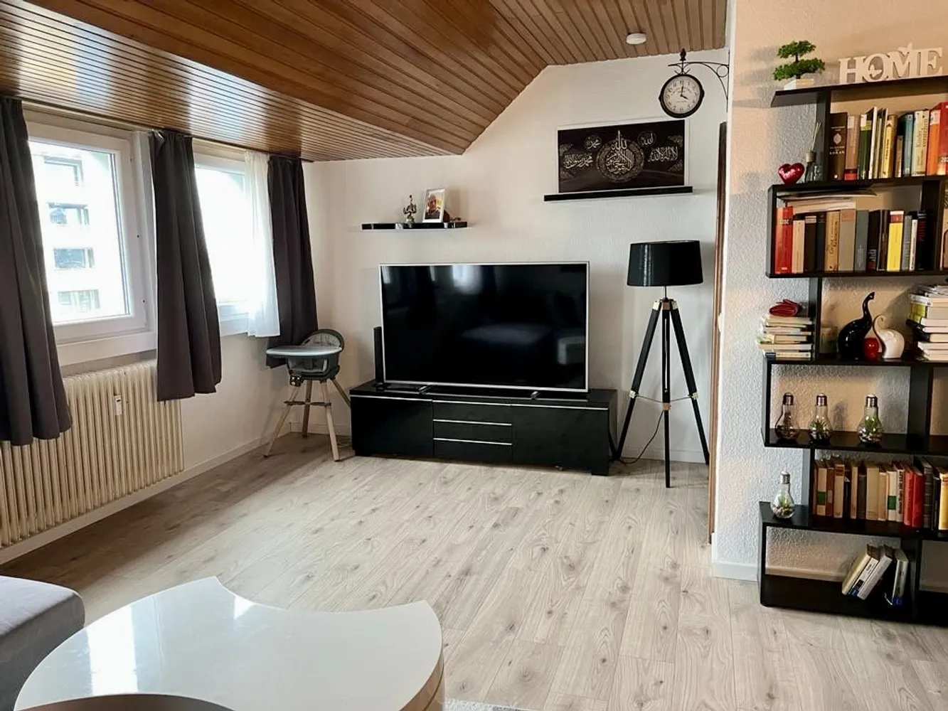 2 Zimmer Wohnung mit 55 m² in Düsseldorf – Bild 2