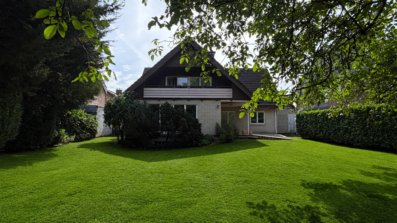 7 Zimmer Haus mit 236 m² in Düsseldorf – Bild 6