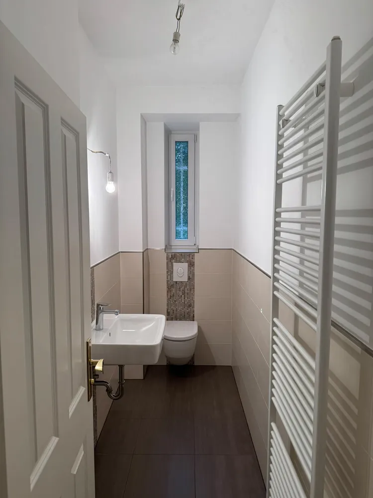 2 room apartment with 95 m² in Berlin – Photo 4