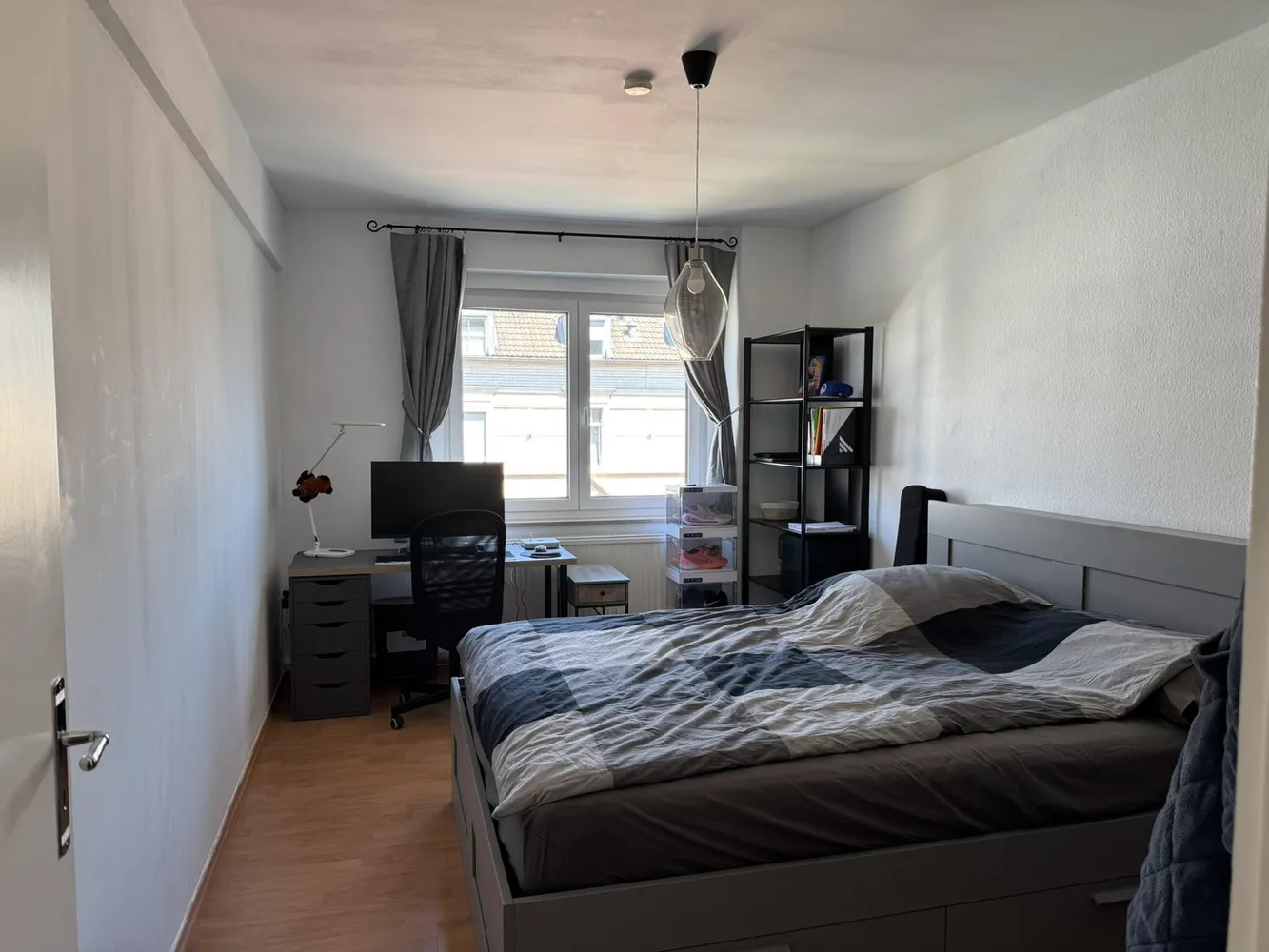 4 Zimmer Wohnung mit 95 m² in Düsseldorf – Bild 4