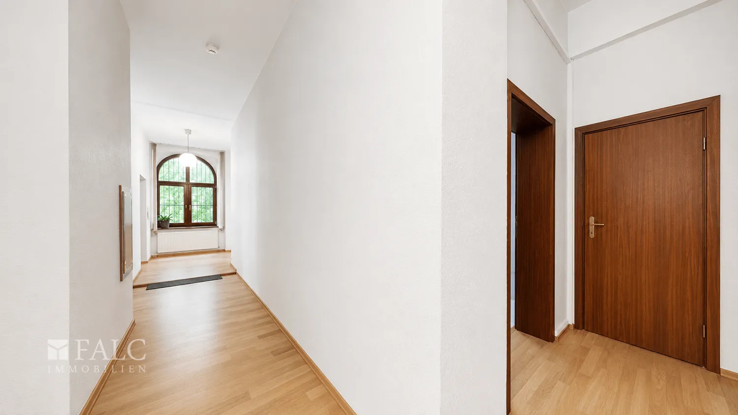 3 Zimmer Wohnung mit 130 m² in Düsseldorf – Bild 8