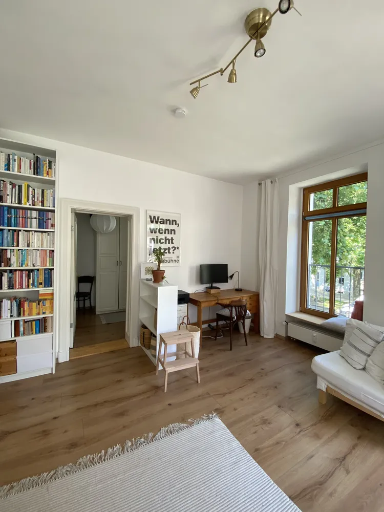2 room apartment with 58 m² in Berlin – Photo 2