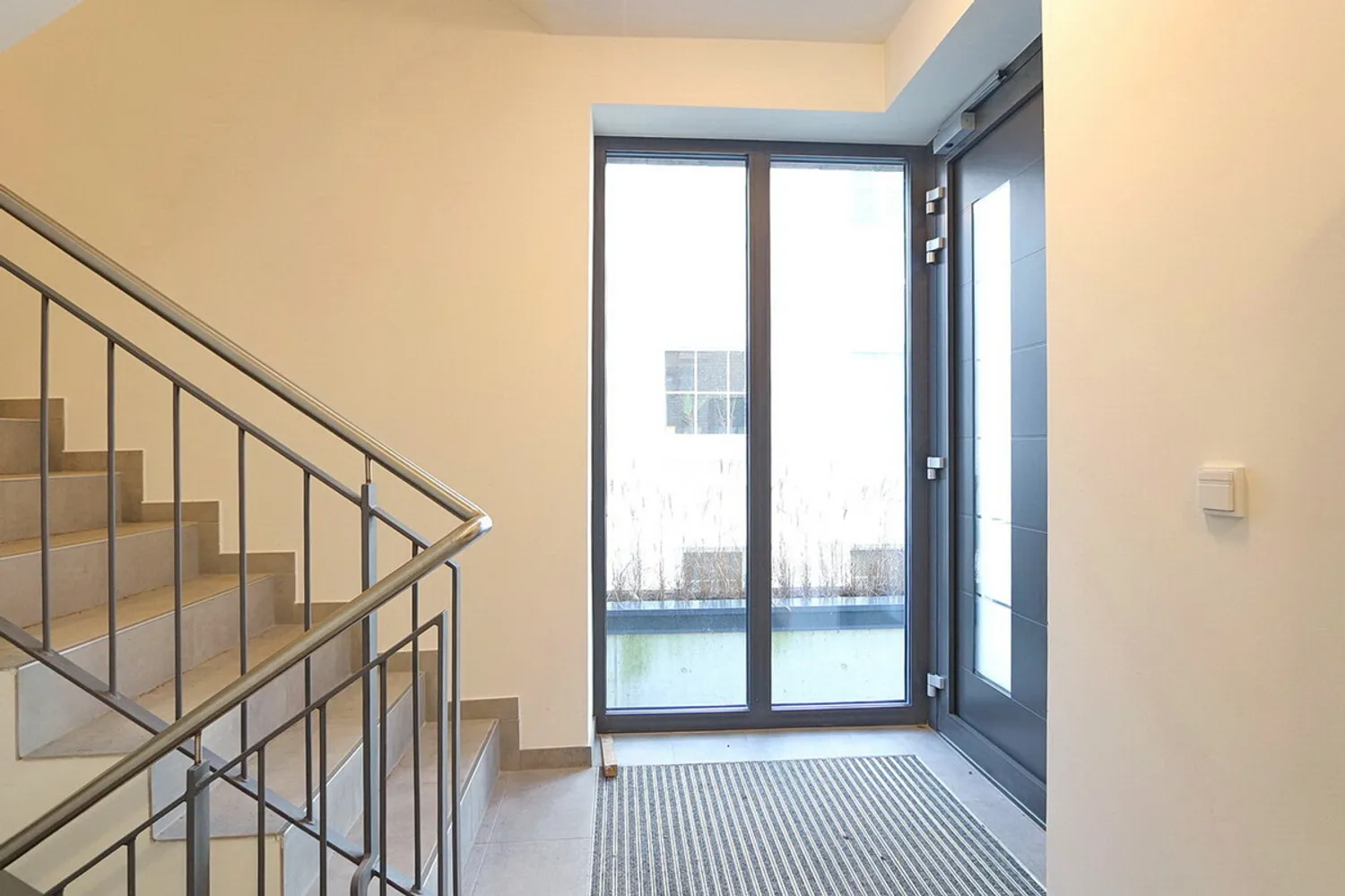 2 Zimmer Wohnung mit 84 m² in Hamburg – Bild 6