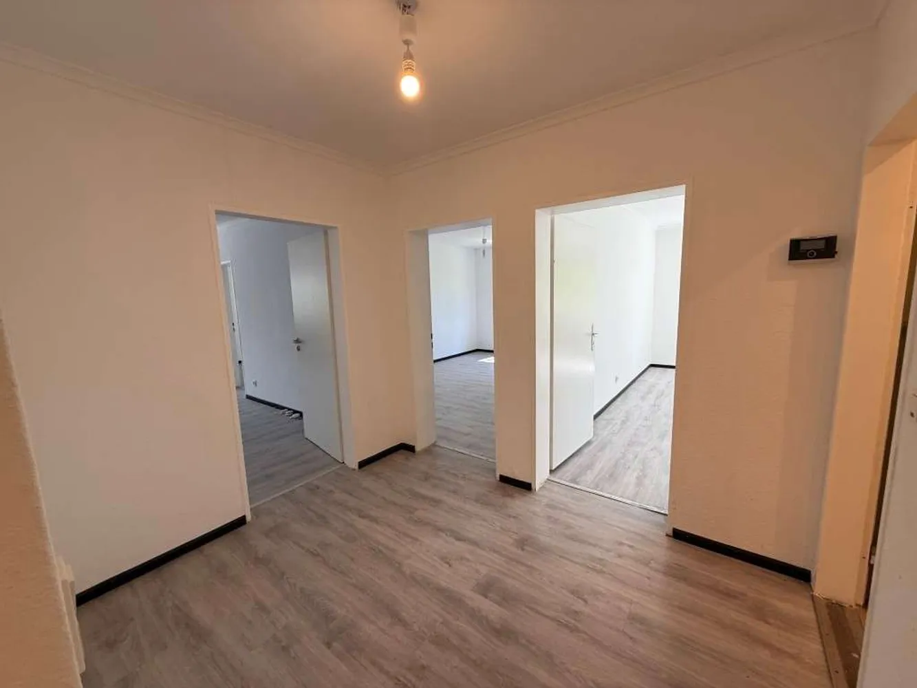 3 Zimmer Wohnung mit 100 m² in Wiesbaden – Bild 12