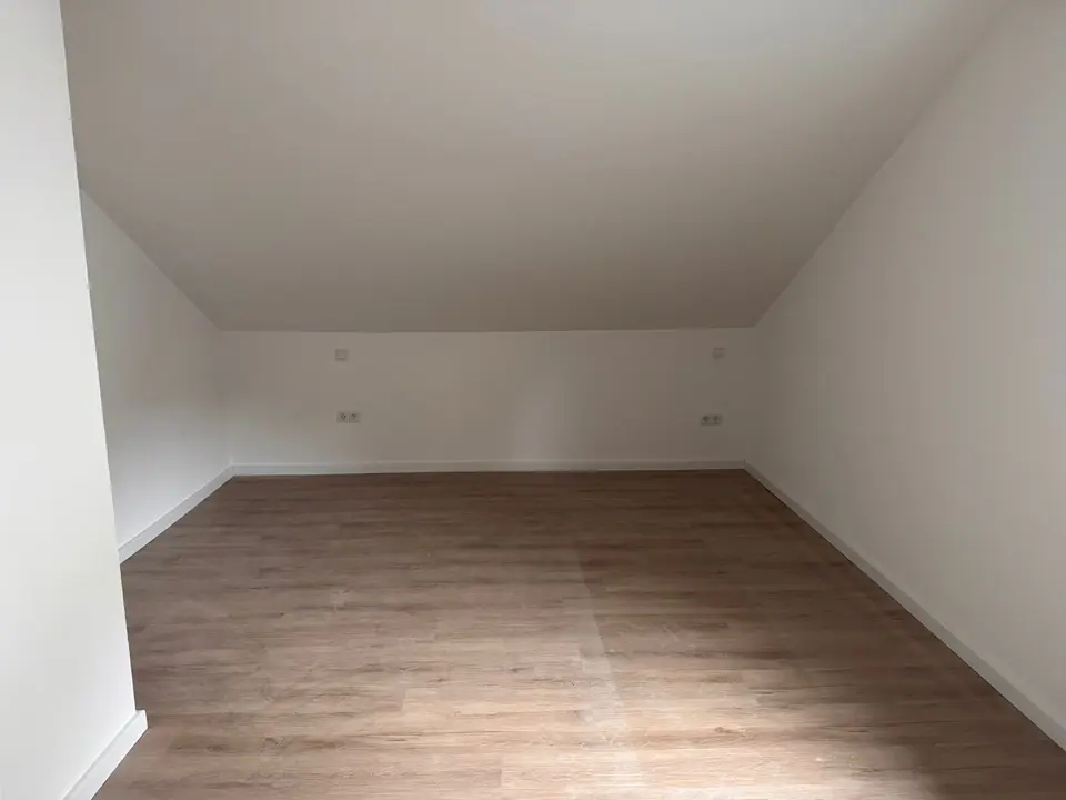 3 Zimmer Wohnung mit 80 m² in Weinheim – Bild 2