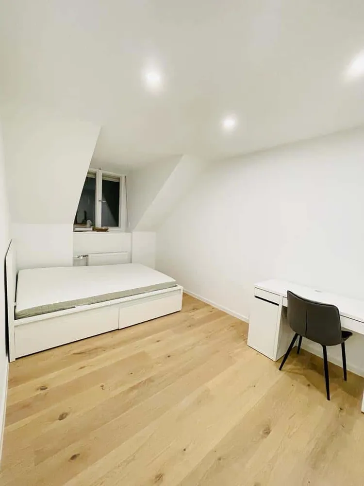 WG-Zimmer mit 13 m² in München – Bild 4