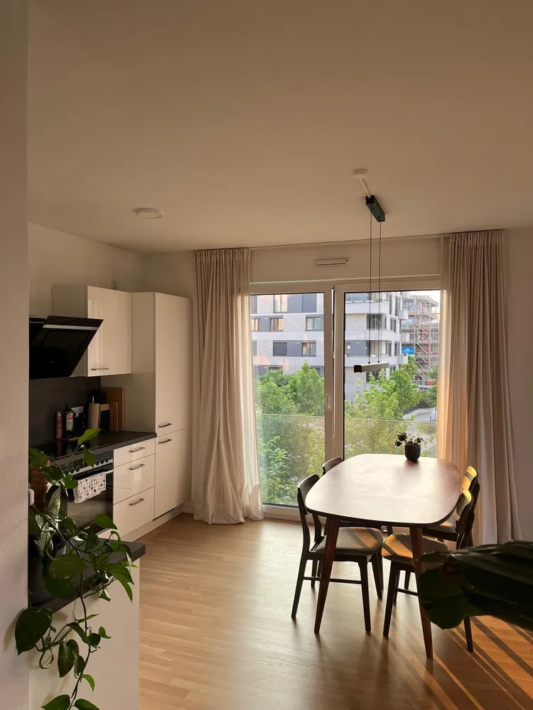3 Zimmer Wohnung mit 82 m² in Frankfurt am Main – Bild 2