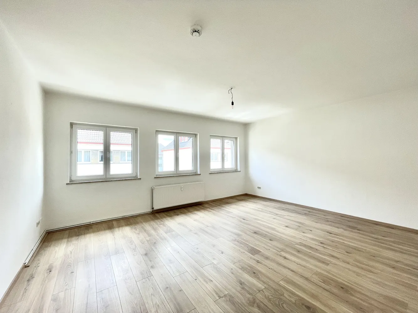 2 Zimmer Wohnung mit 70 m² in Bitterfeld-Wolfen – Bild 9