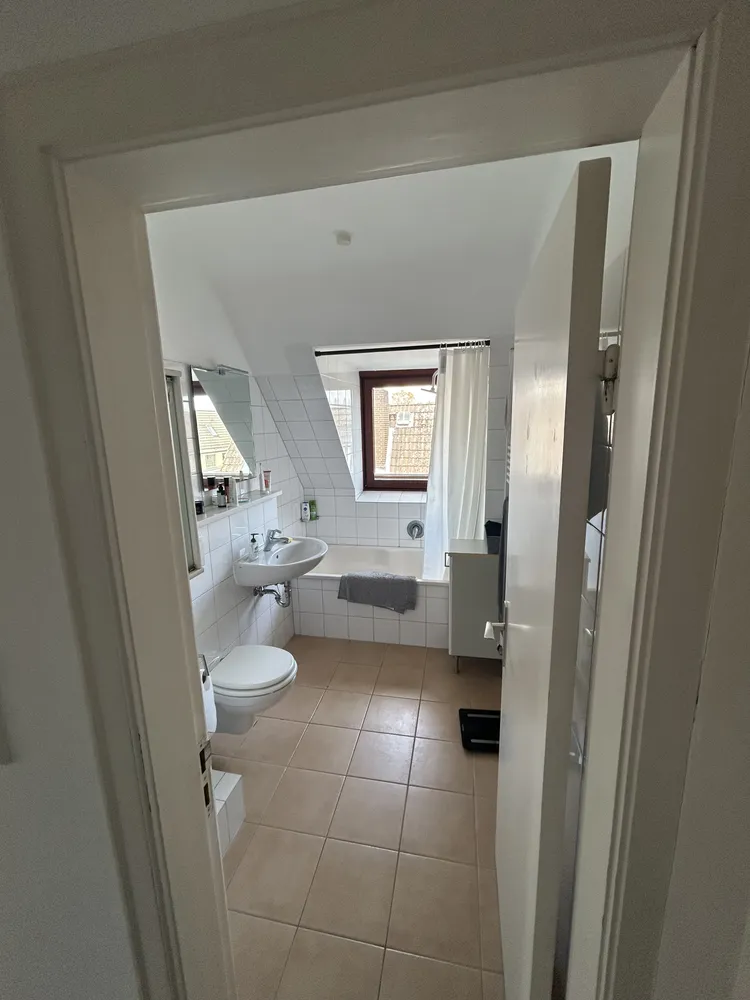 4 Zimmer Wohnung mit 75 m² in Hamburg – Bild 9