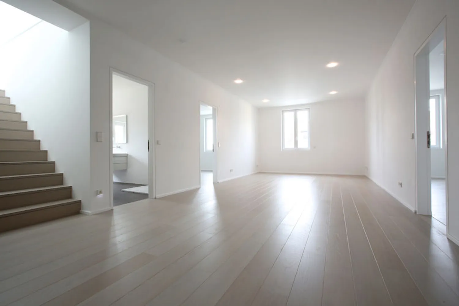 5 Zimmer Wohnung mit 375 m² in Frankfurt am Main – Bild 4