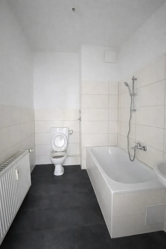 2 Zimmer Wohnung mit 80 m² in Mülheim an der Ruhr – Bild 3