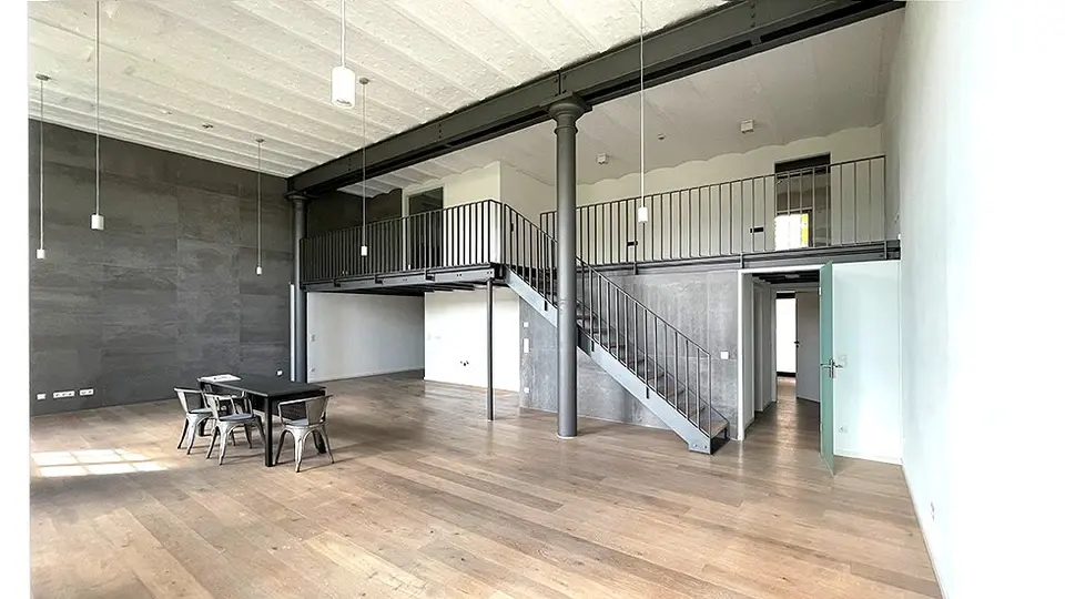 4 Zimmer Wohnung mit 175 m² in Rosenheim – Bild 1