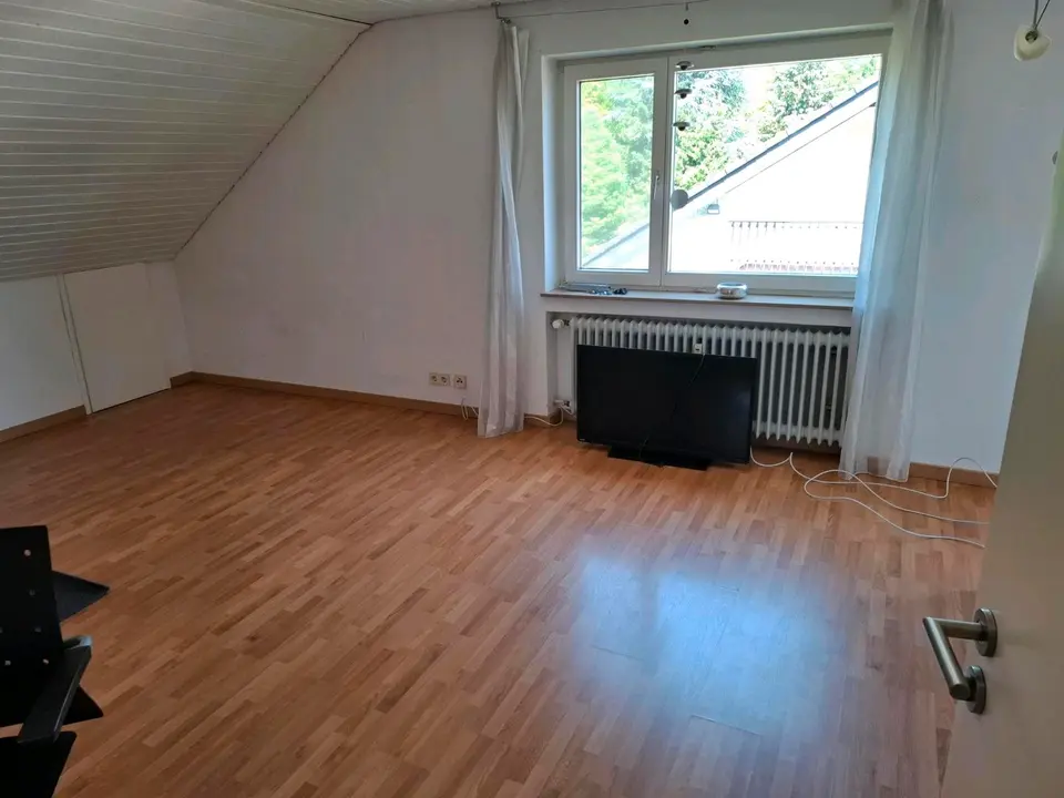 7 room house with 150 m² in Neu-Ulm – Photo 8