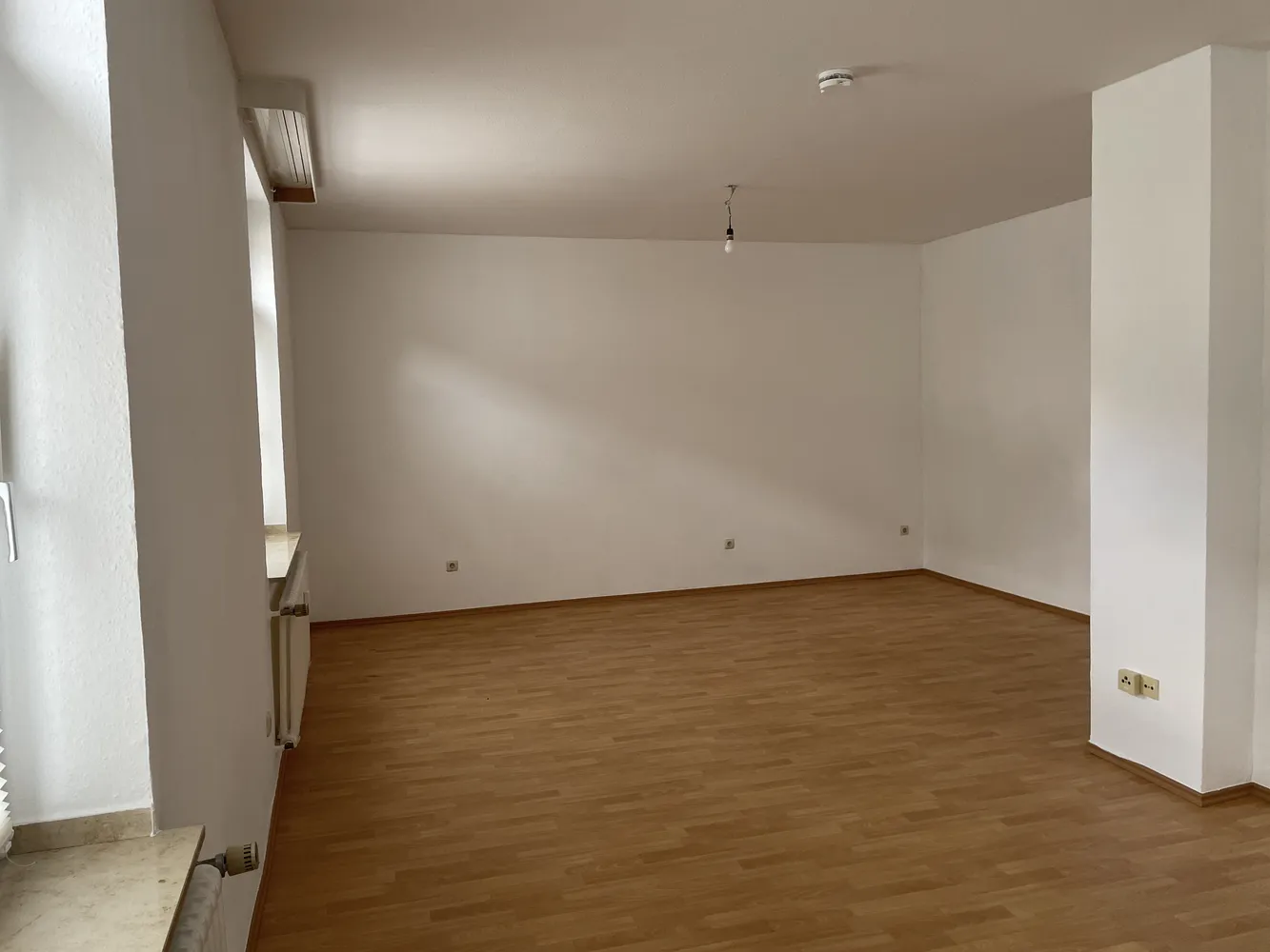 2 Zimmer Wohnung mit 77 m² in Duisburg – Bild 2