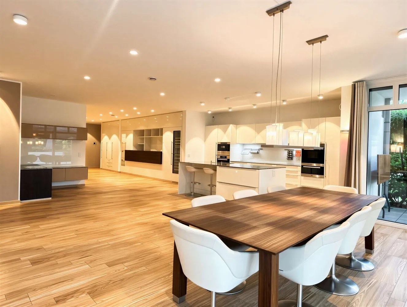 4 Zimmer Wohnung mit 217 m² in Mülheim an der Ruhr – Bild 5