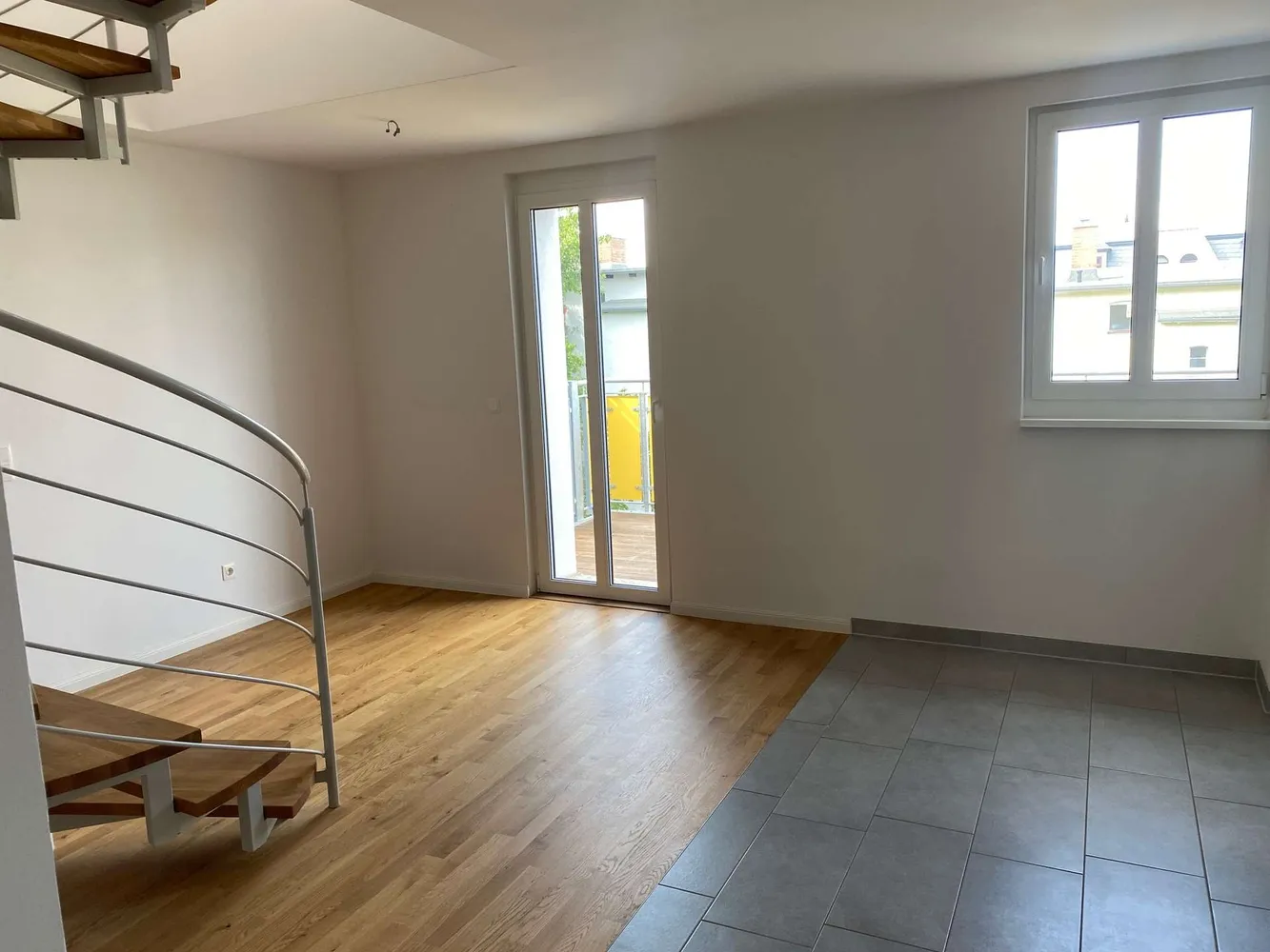 6 Zimmer Wohnung mit 134 m² in Halle (Saale) – Bild 3