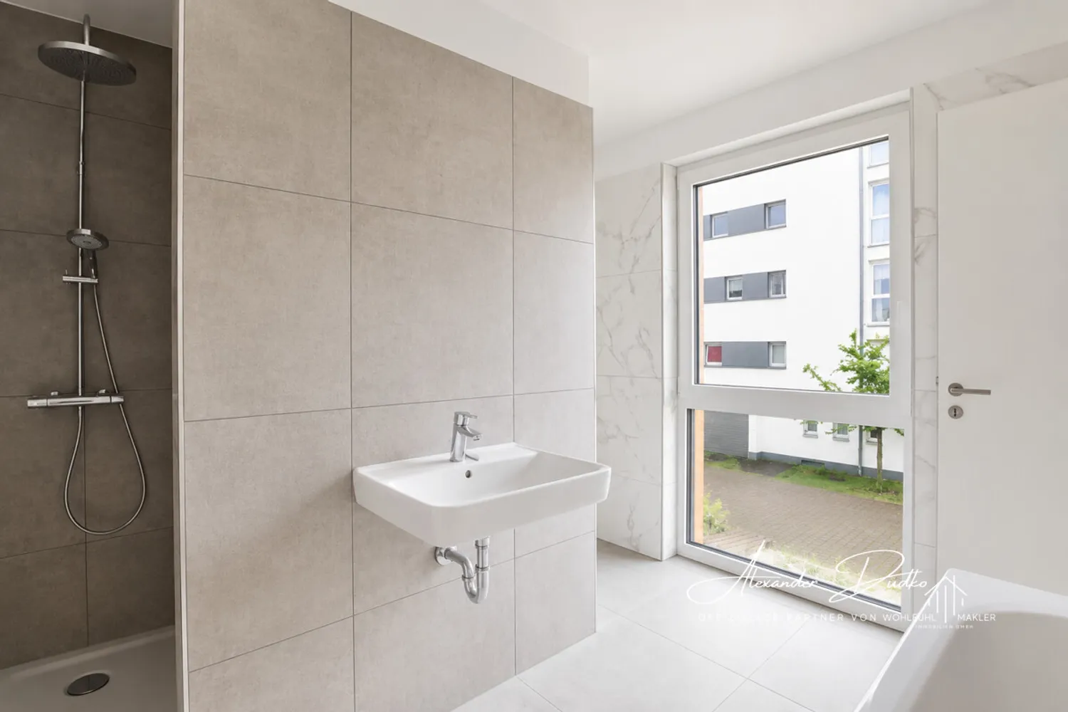 2 room apartment with 73 m² in Magdeburg – Photo 4