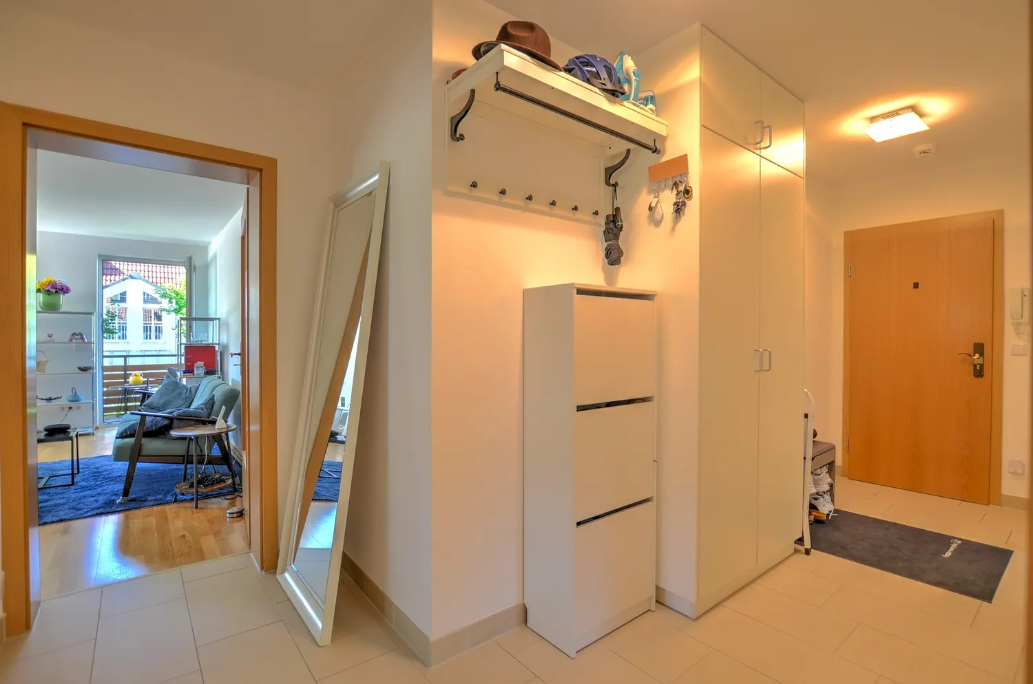 3 Zimmer Wohnung mit 64 m² in München – Bild 2