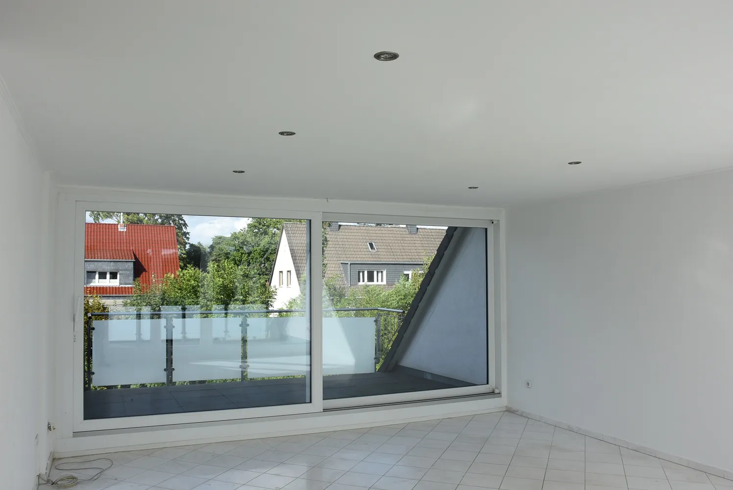 4 Zimmer Wohnung mit 127 m² in Leverkusen – Bild 3