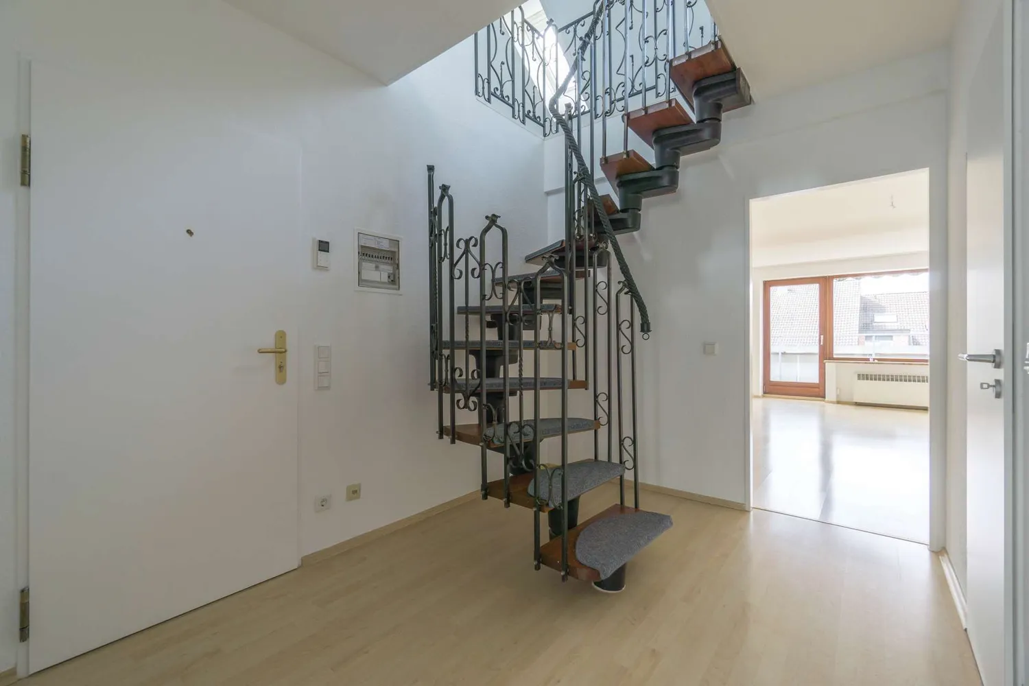 3 room apartment with 72 m² in Düsseldorf – Photo 5