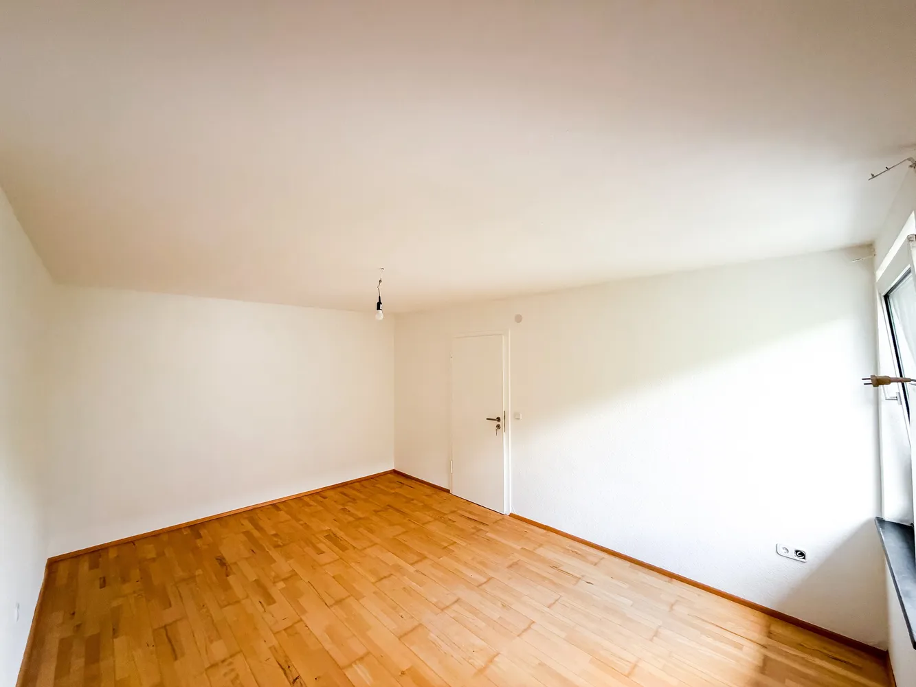 2 Zimmer Wohnung mit 70 m² in Essen – Bild 4