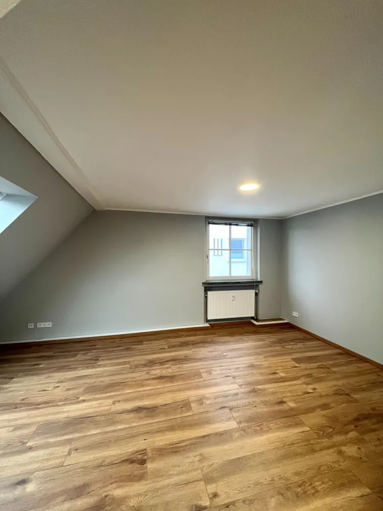 4 Zimmer Wohnung mit 140 m² in Hannover – Bild 3